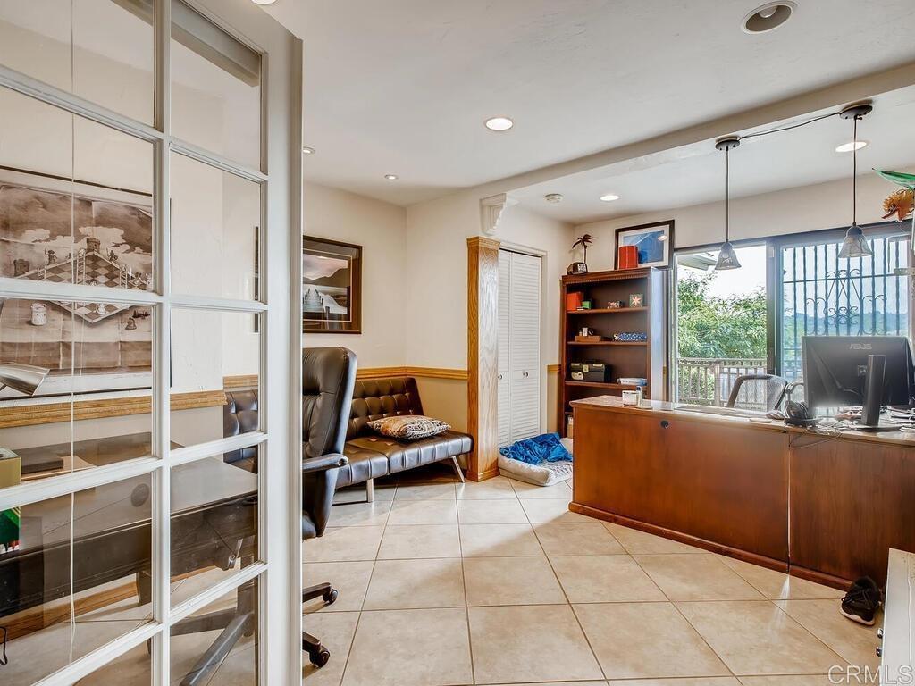 225 Poinsettia Avenue