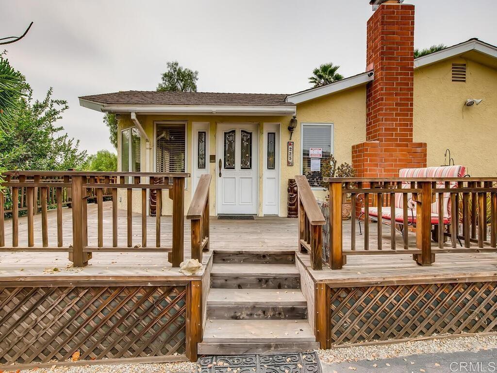 225 Poinsettia Avenue