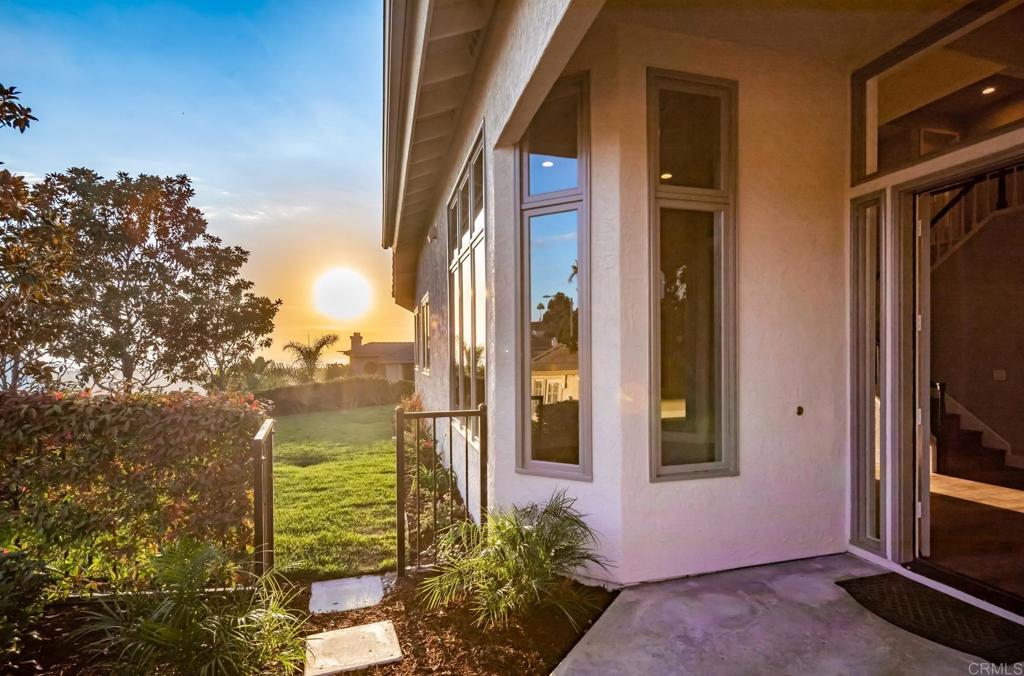 1808 Amalfi Drive