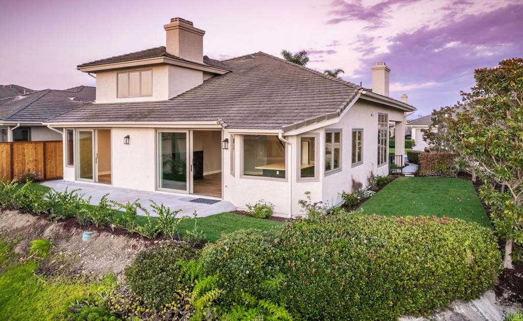 1808 Amalfi Drive