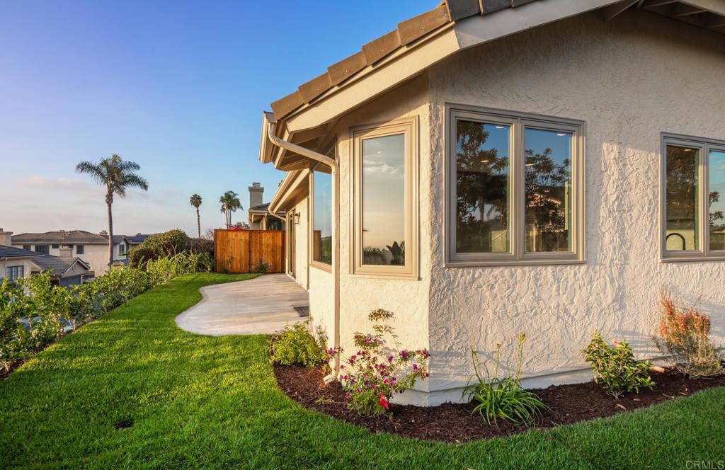 1808 Amalfi Drive