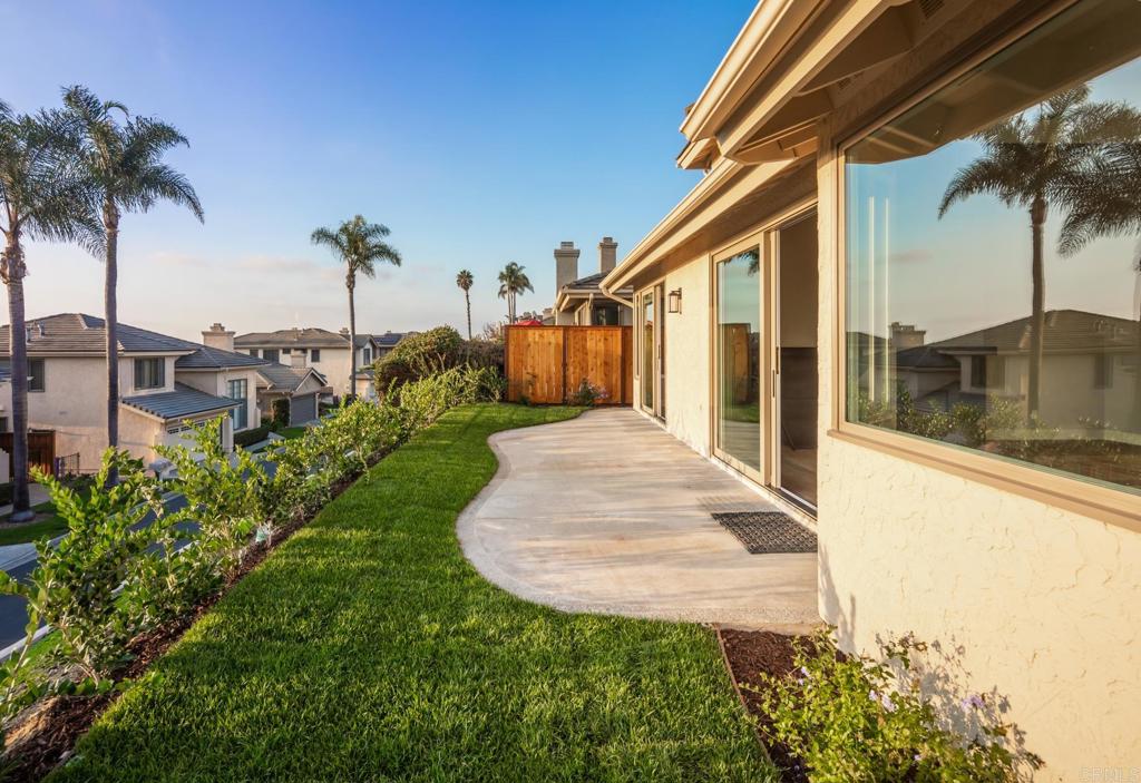 1808 Amalfi Drive
