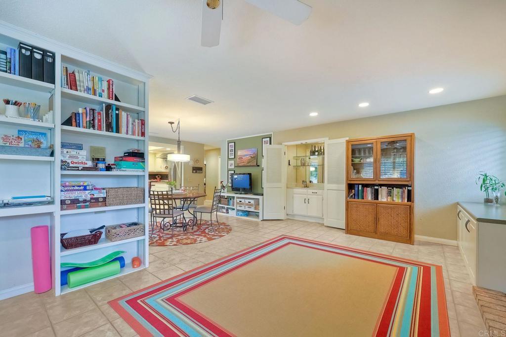 1120 La Sombra Drive