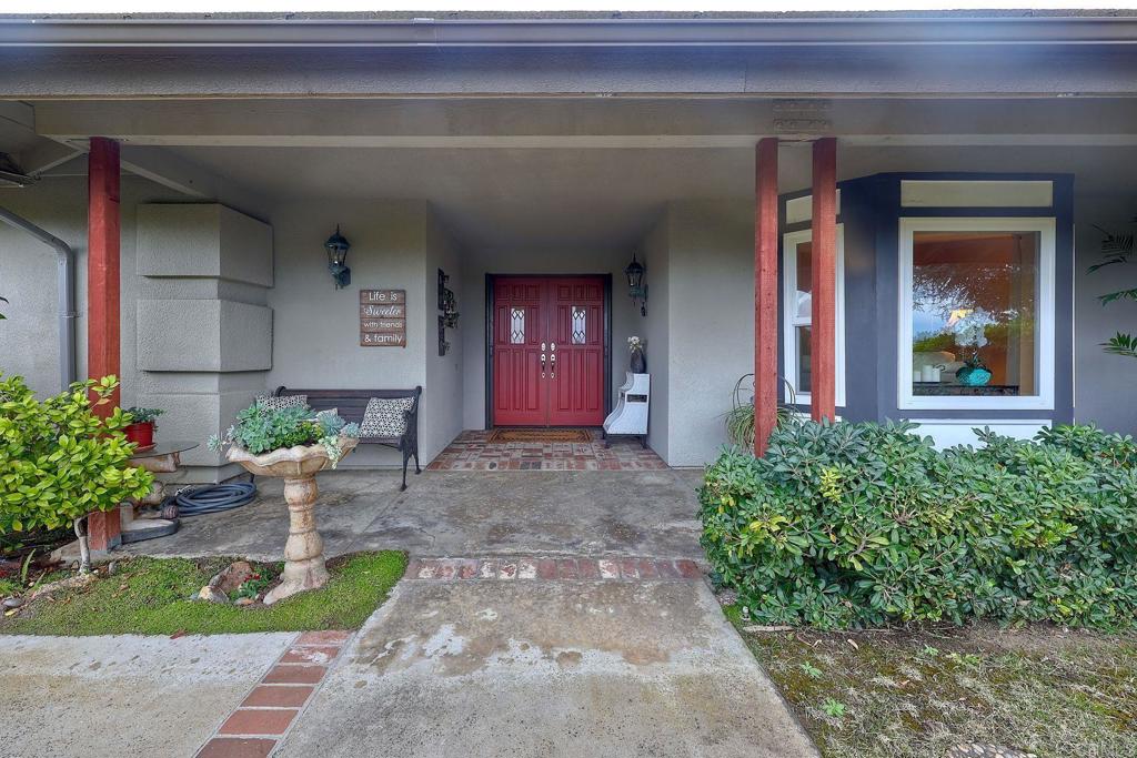 1120 La Sombra Drive
