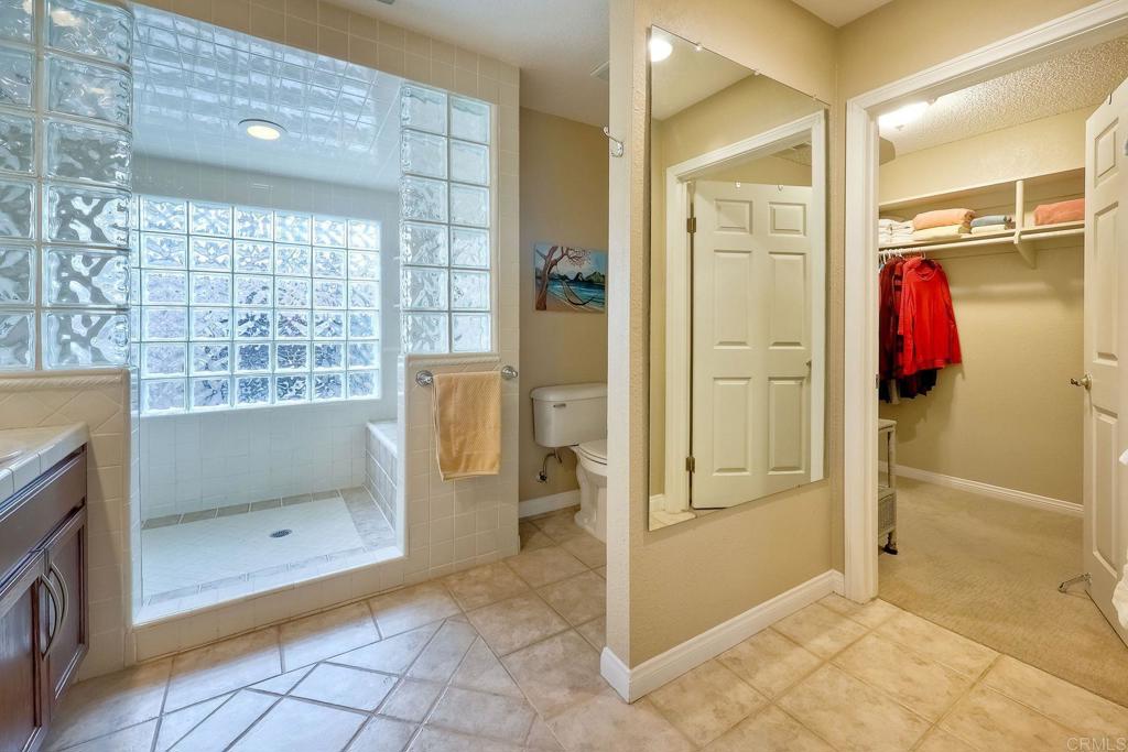 1120 La Sombra Drive