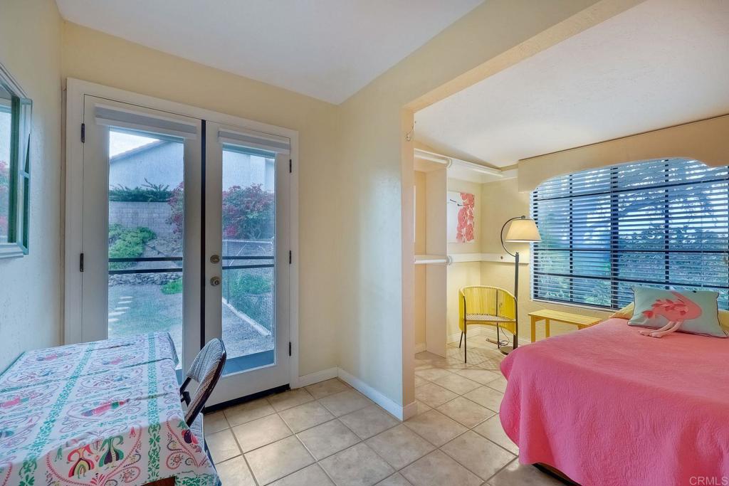 1120 La Sombra Drive