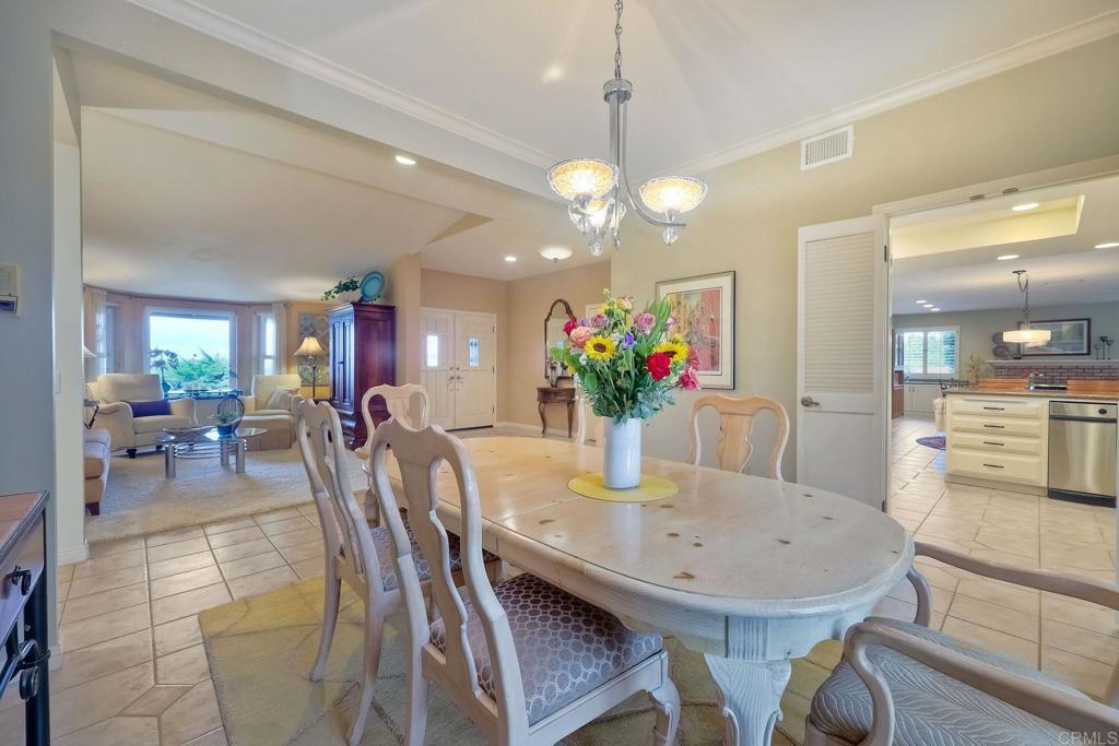 1120 La Sombra Drive