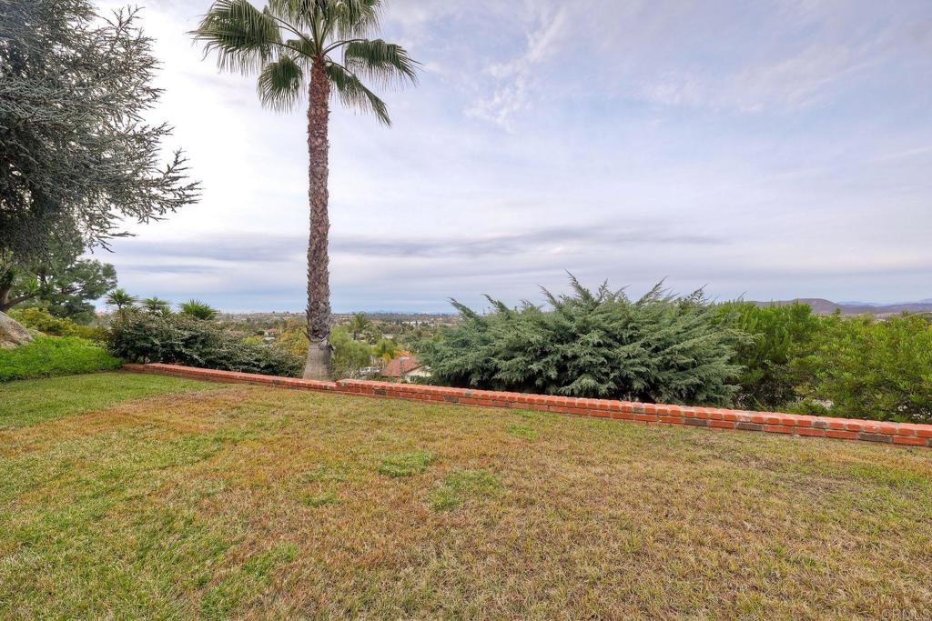 1120 La Sombra Drive