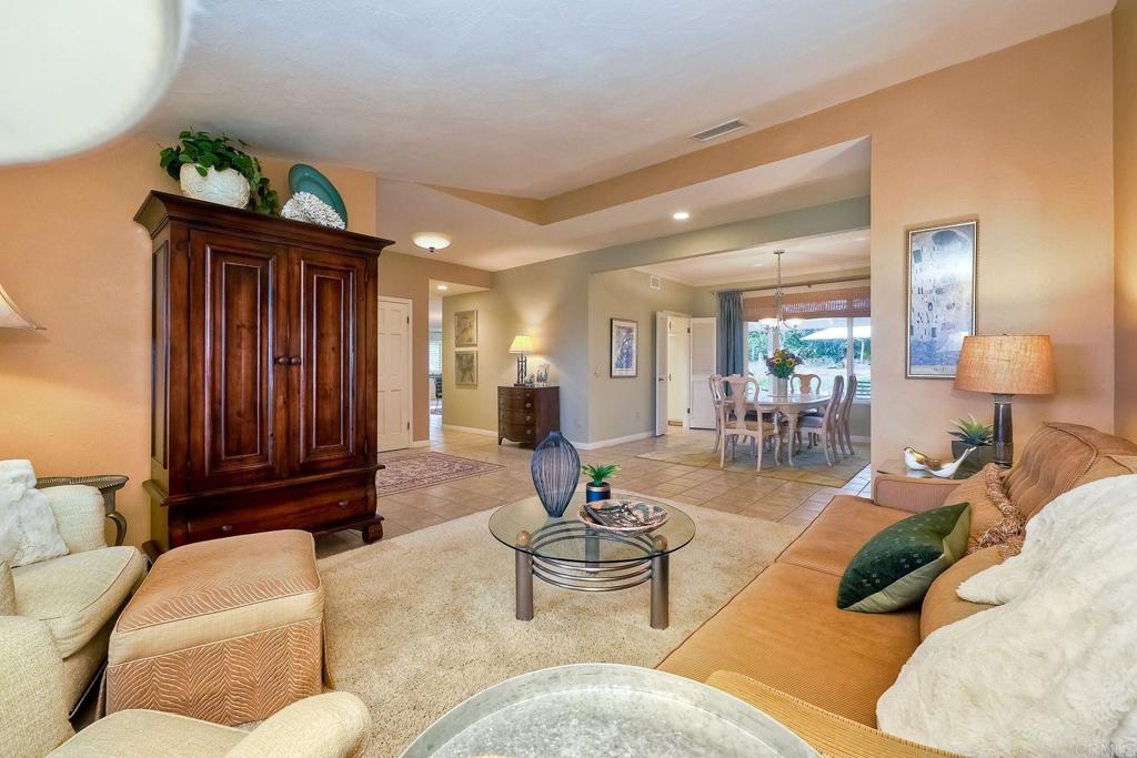 1120 La Sombra Drive