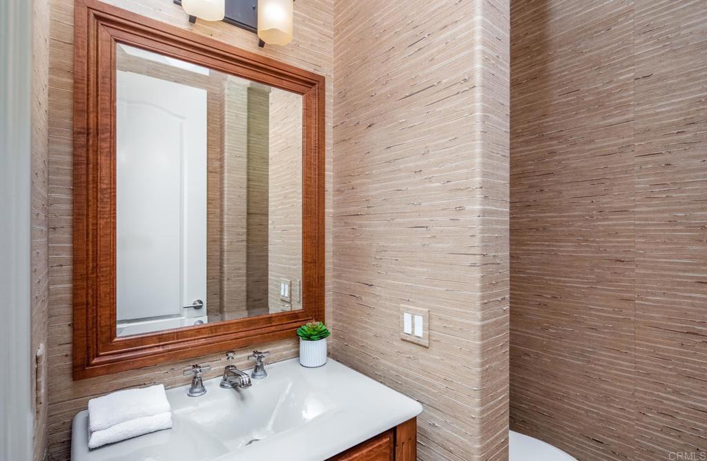 1064 Quartz Ct