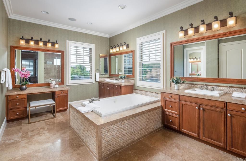 1064 Quartz Ct