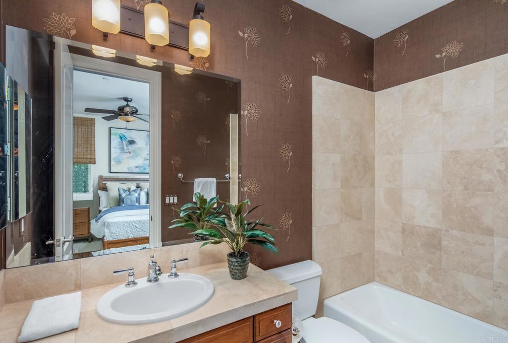 1064 Quartz Ct