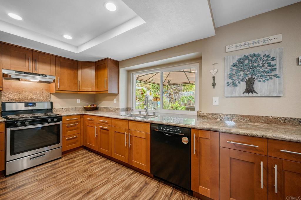 329 Winters Ct