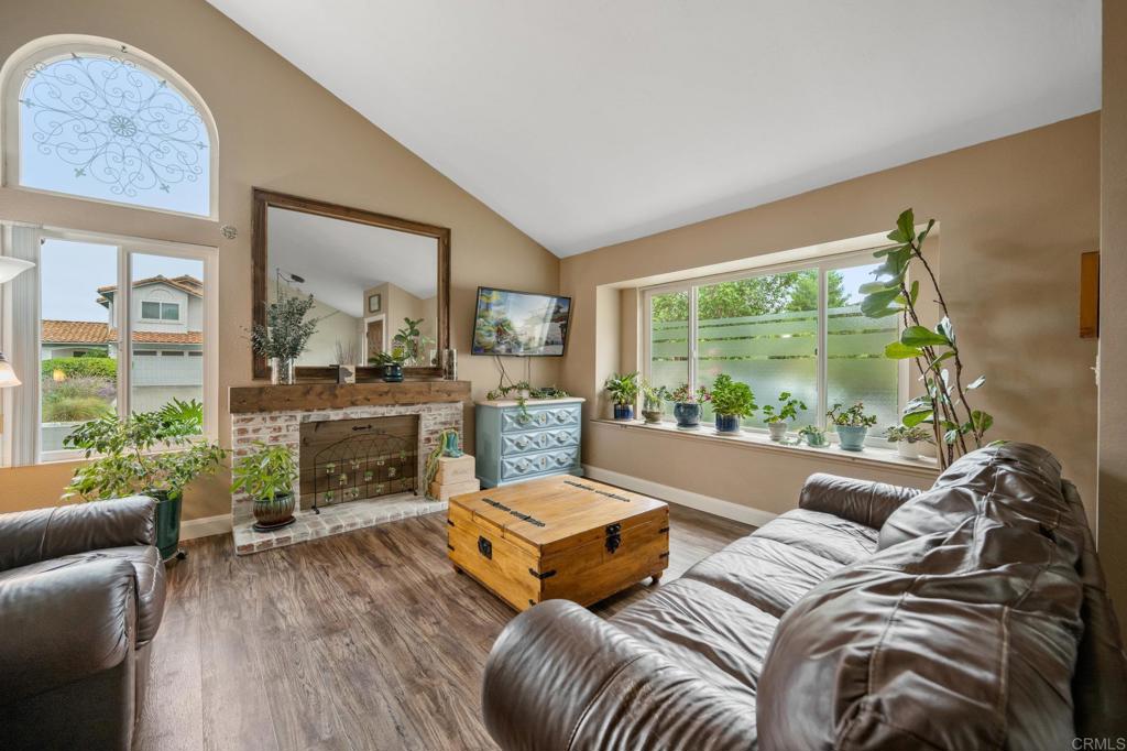 329 Winters Ct