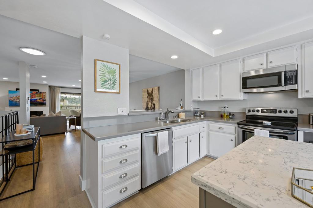 7306 Alicante Road Unit: 4