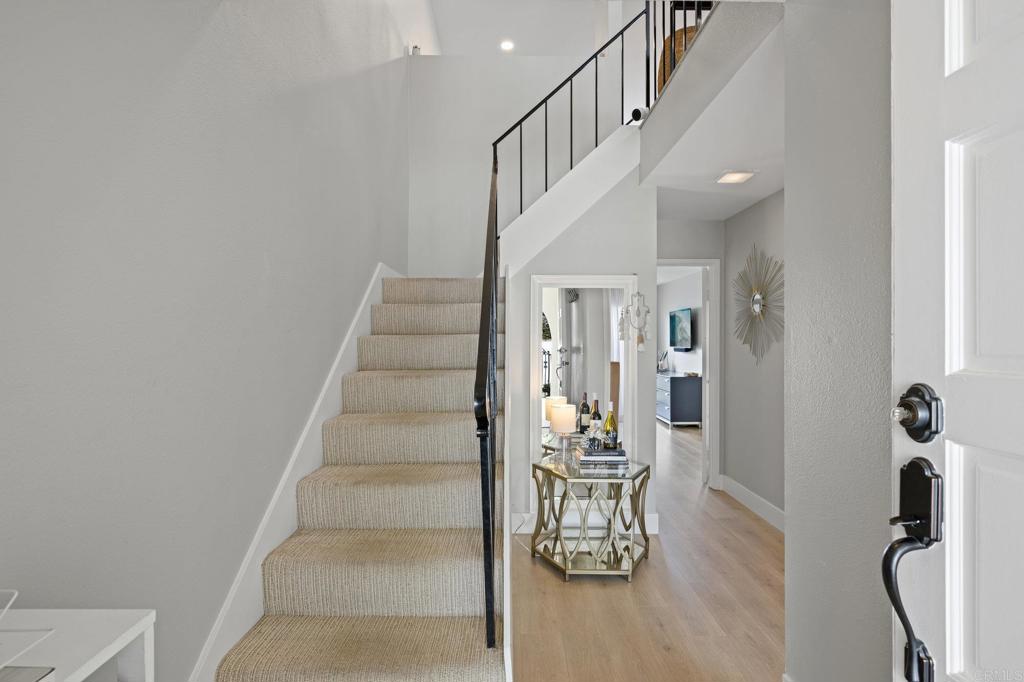 7306 Alicante Road Unit: 4