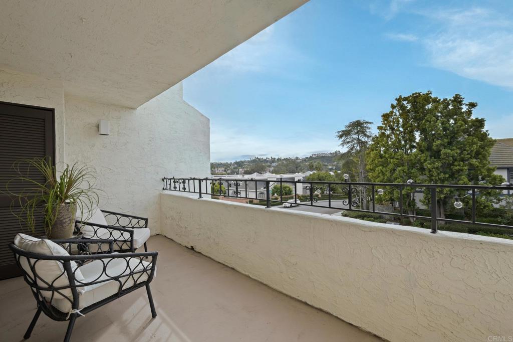 7306 Alicante Road Unit: 4