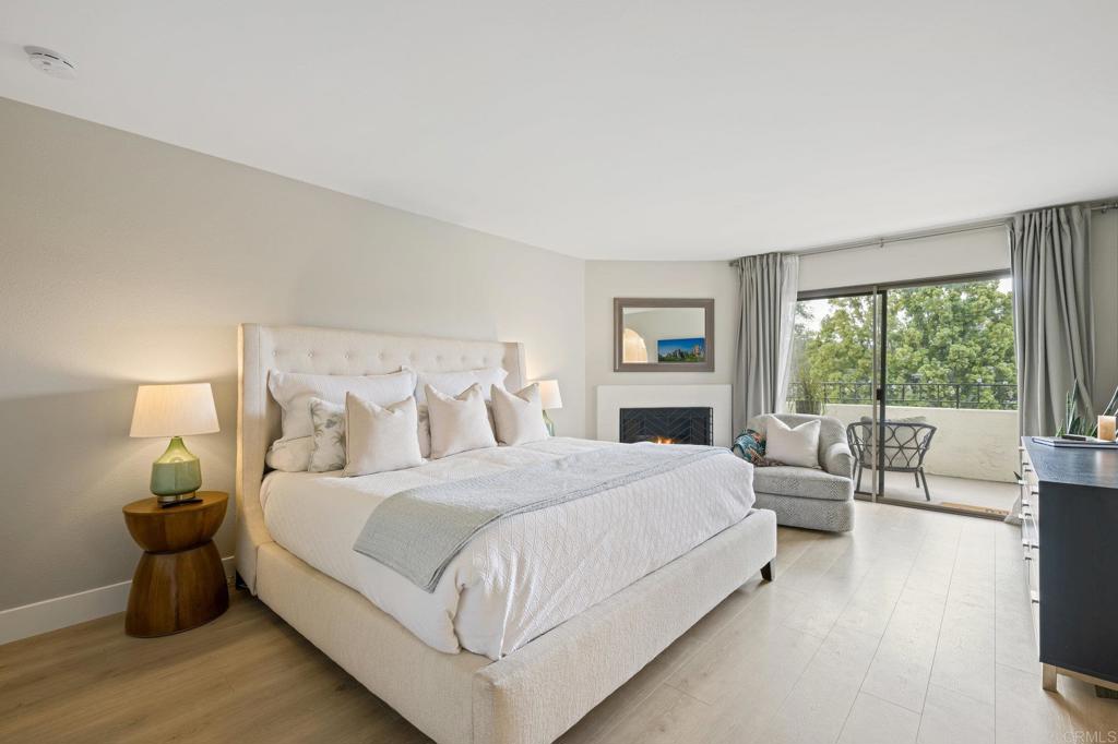 7306 Alicante Road Unit: 4