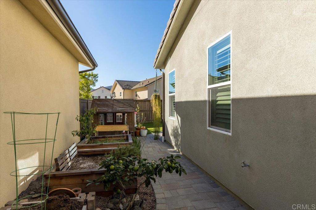 2678 Overlook Point Drive