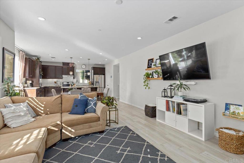 2678 Overlook Point Drive