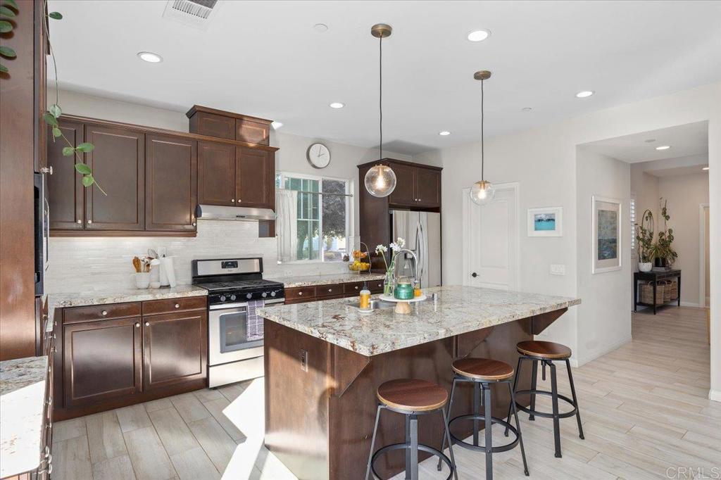 2678 Overlook Point Drive
