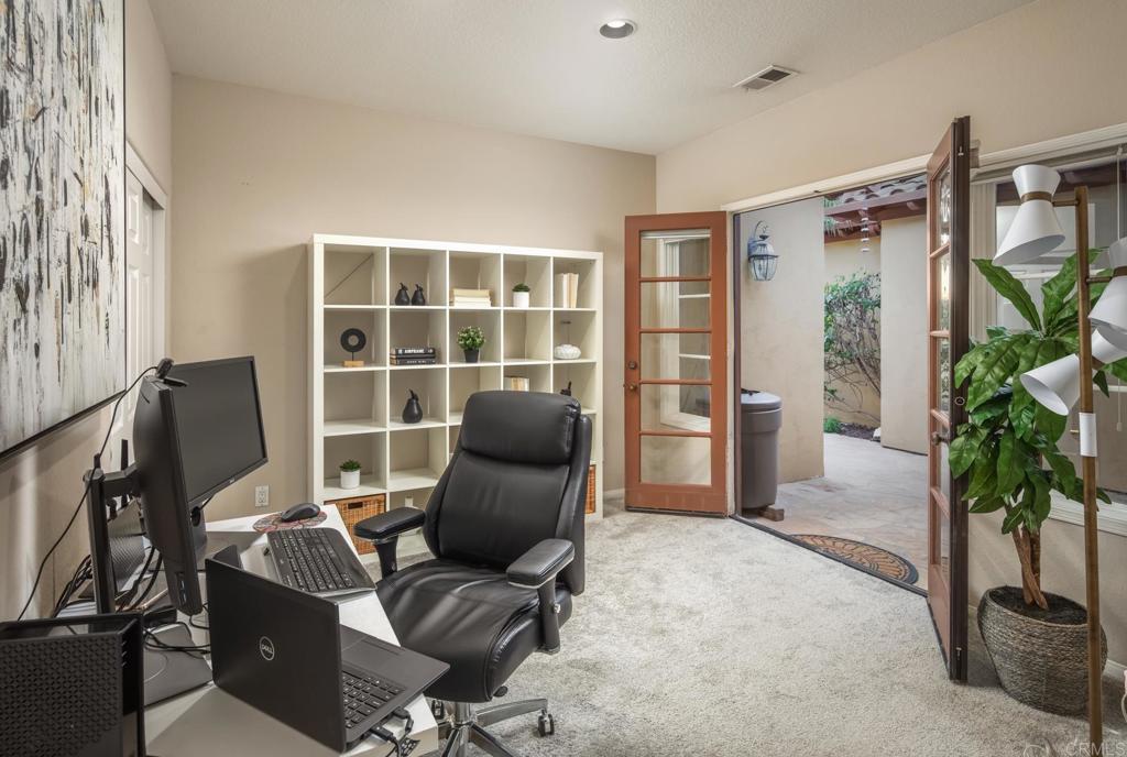 1624 Scott Place