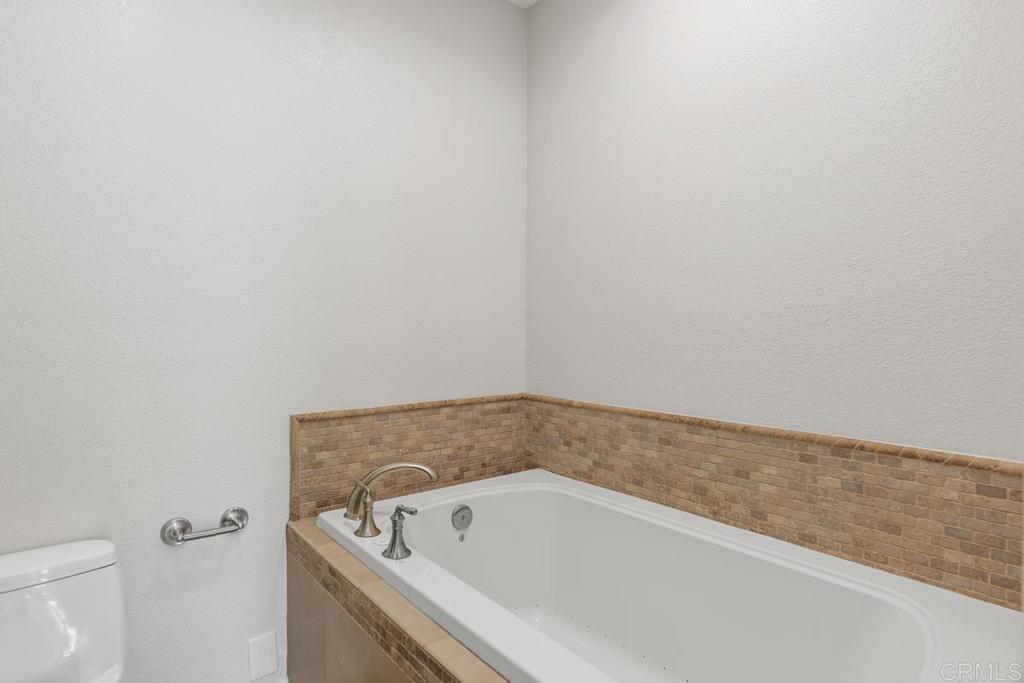 2523 Navarra Drive Unit: 201