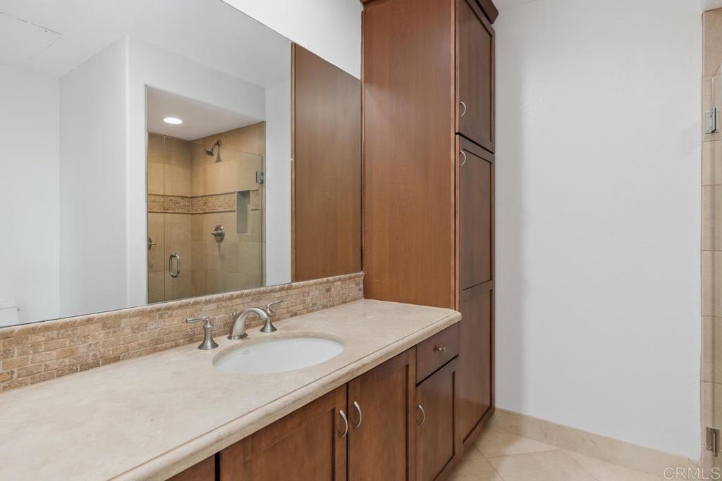 2523 Navarra Drive Unit: 201