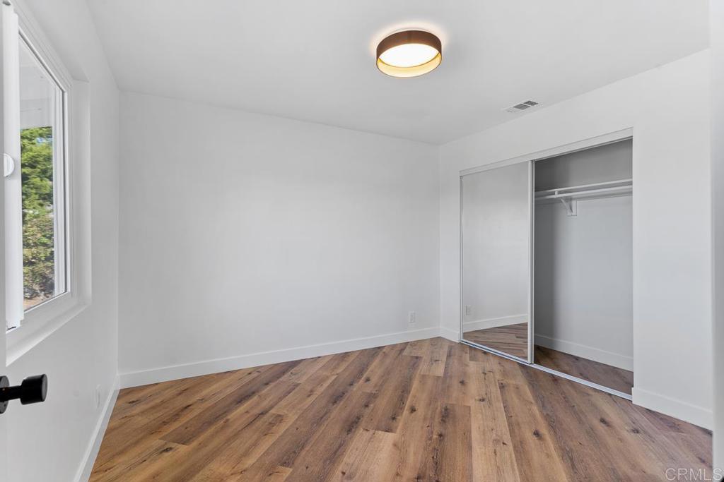 1402 Crestridge Drive