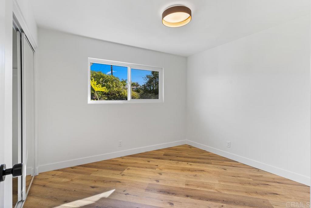 1402 Crestridge Drive