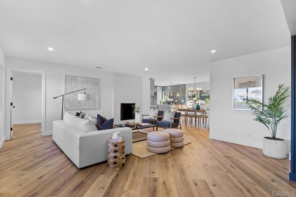 1402 Crestridge Drive