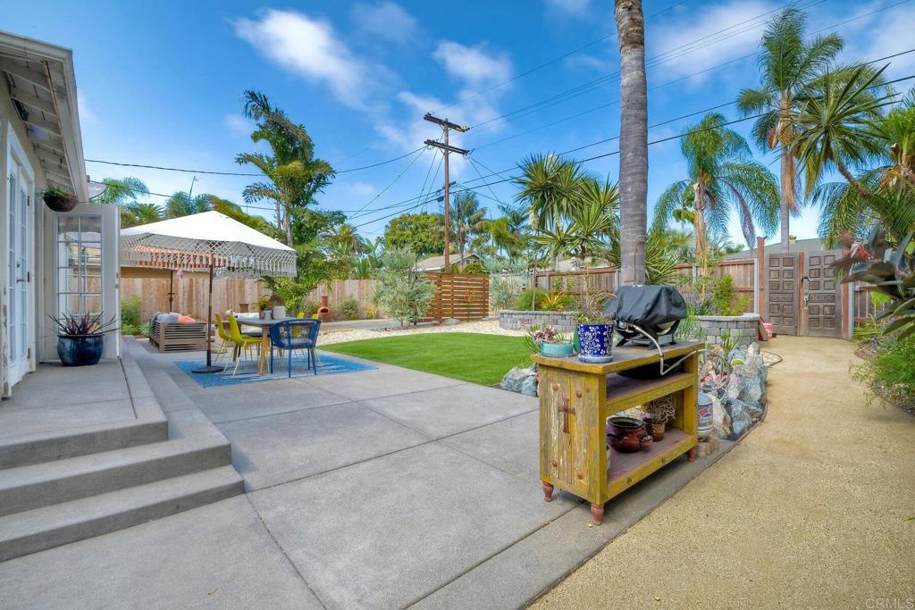 1606 Moreno Street