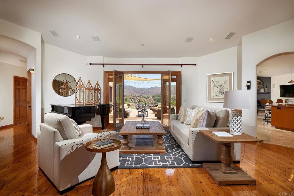 2250 Seaquest Trail