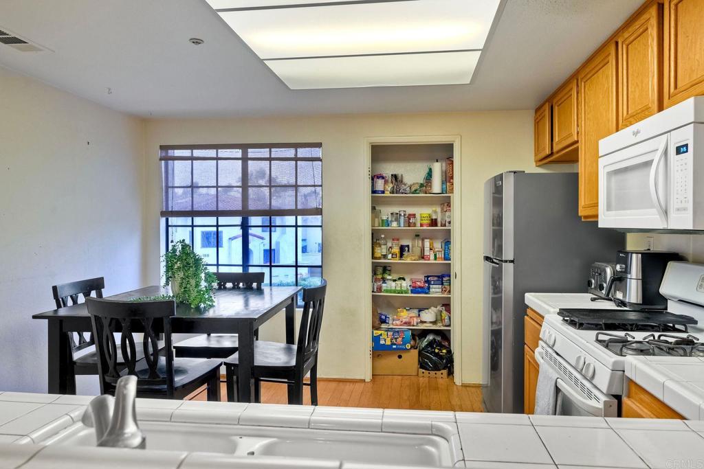 180 Bautista Court Unit: 79