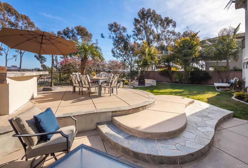 1469 Heritage Lane