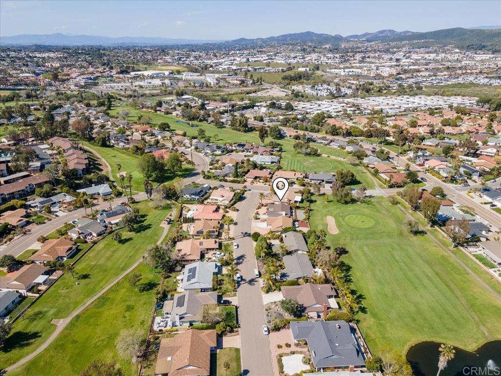 1009 La Reina Dr