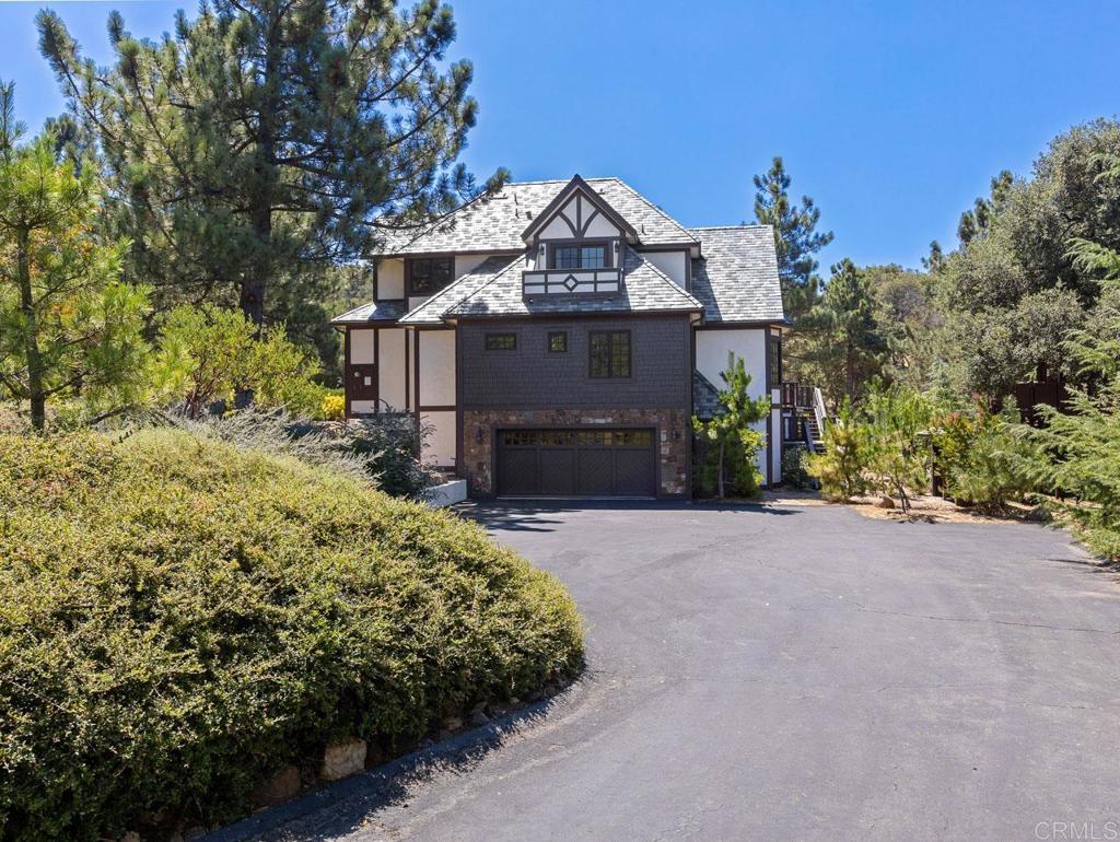 920 Toyon Mountain Lane