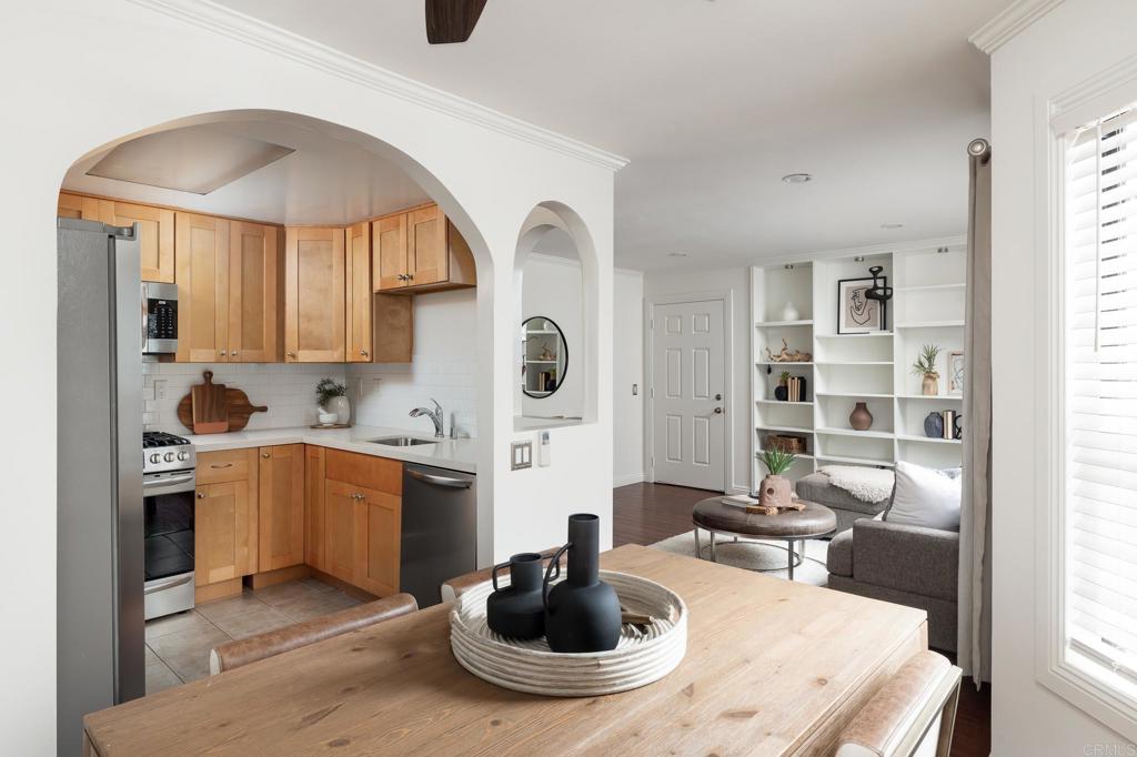3338 Herman Ave Unit: 1