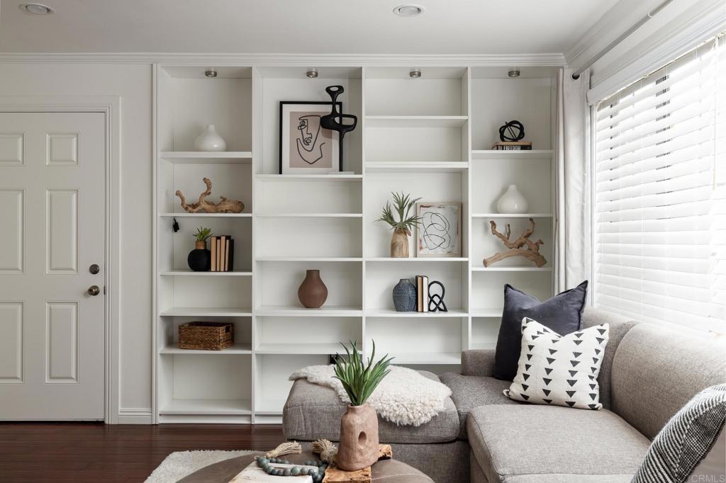 3338 Herman Ave Unit: 1