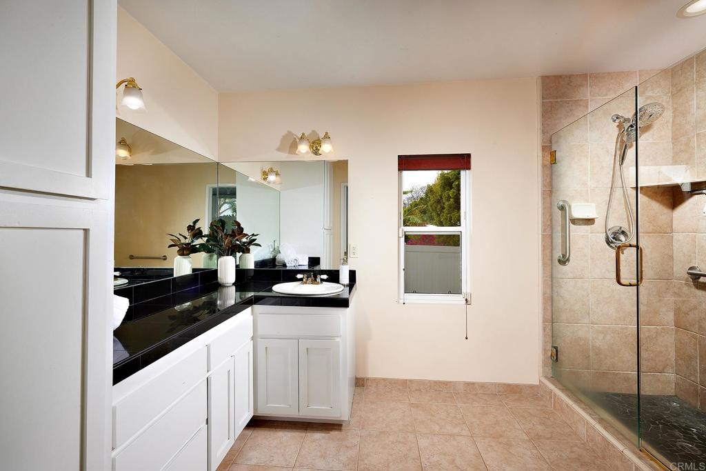 3252 Highland Drive