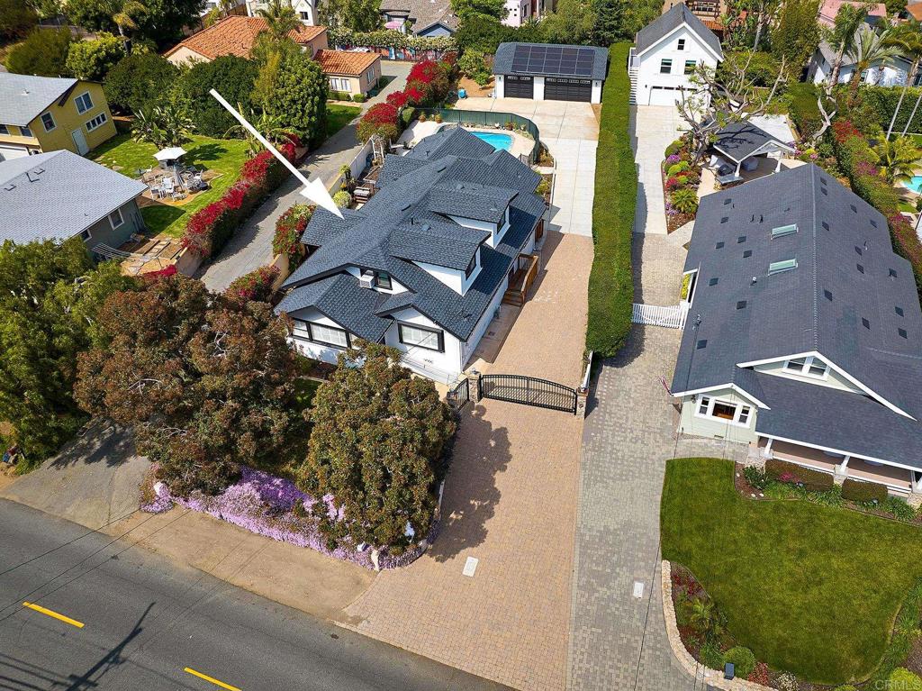 3252 Highland Drive