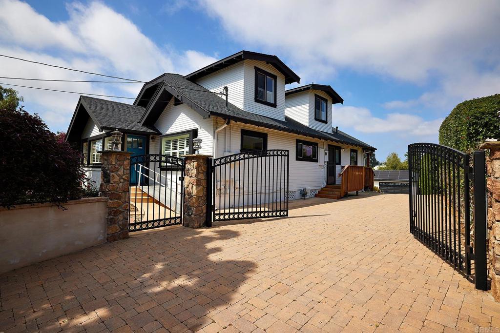 3252 Highland Drive