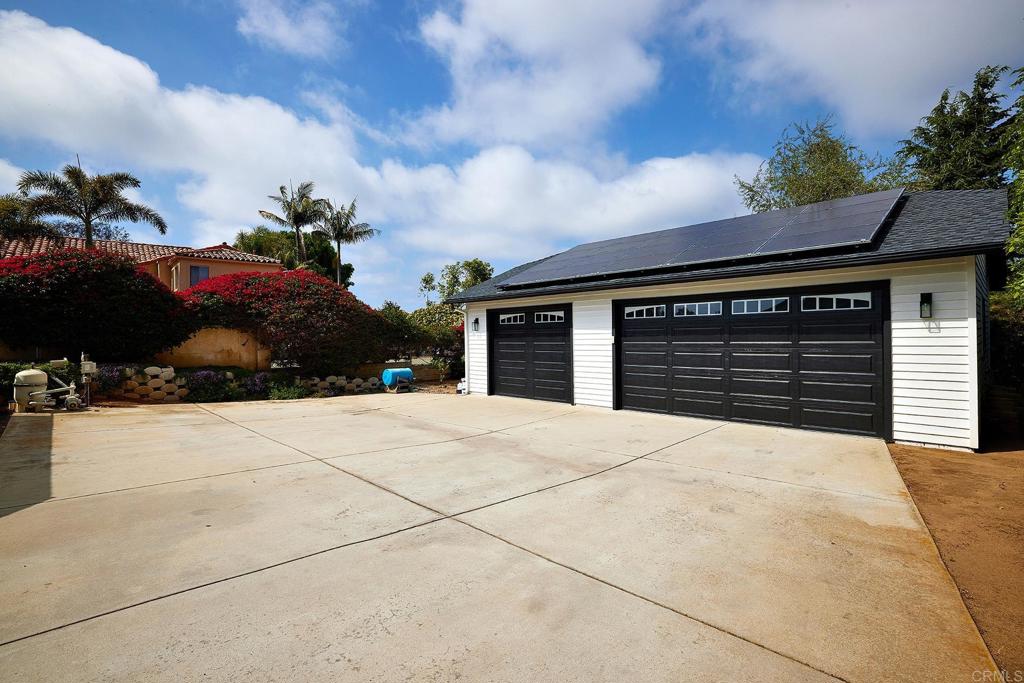 3252 Highland Drive