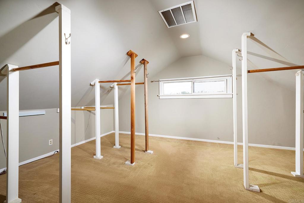 3252 Highland Drive