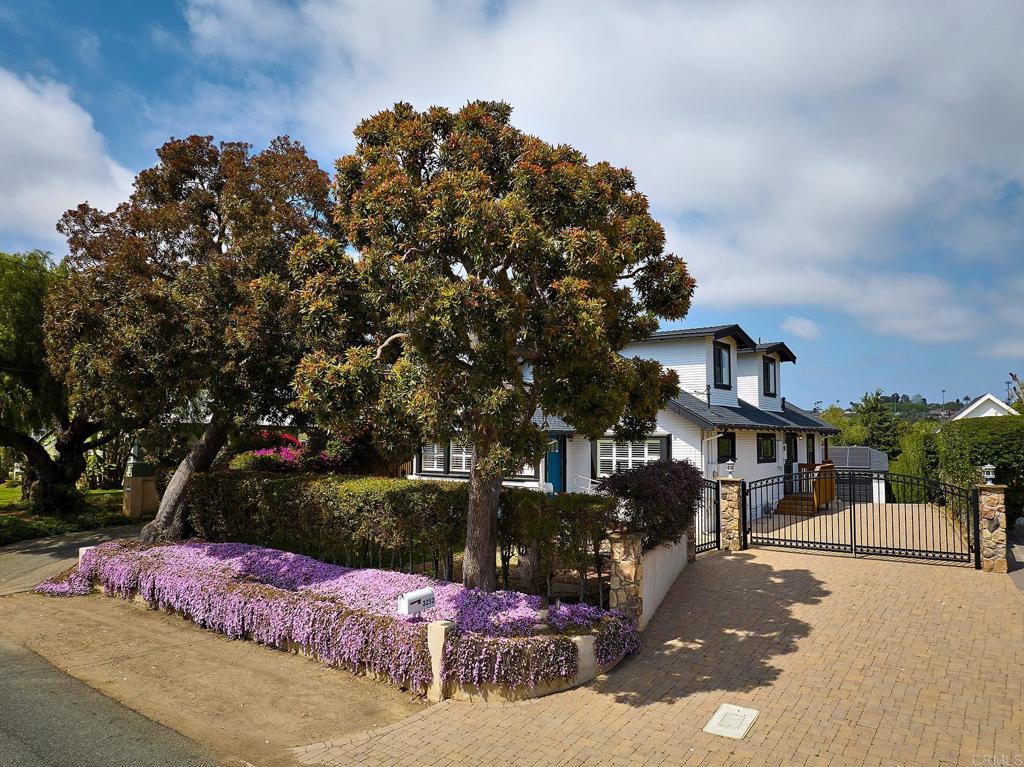 3252 Highland Drive