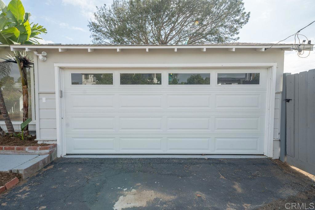 3815 Highland Drive