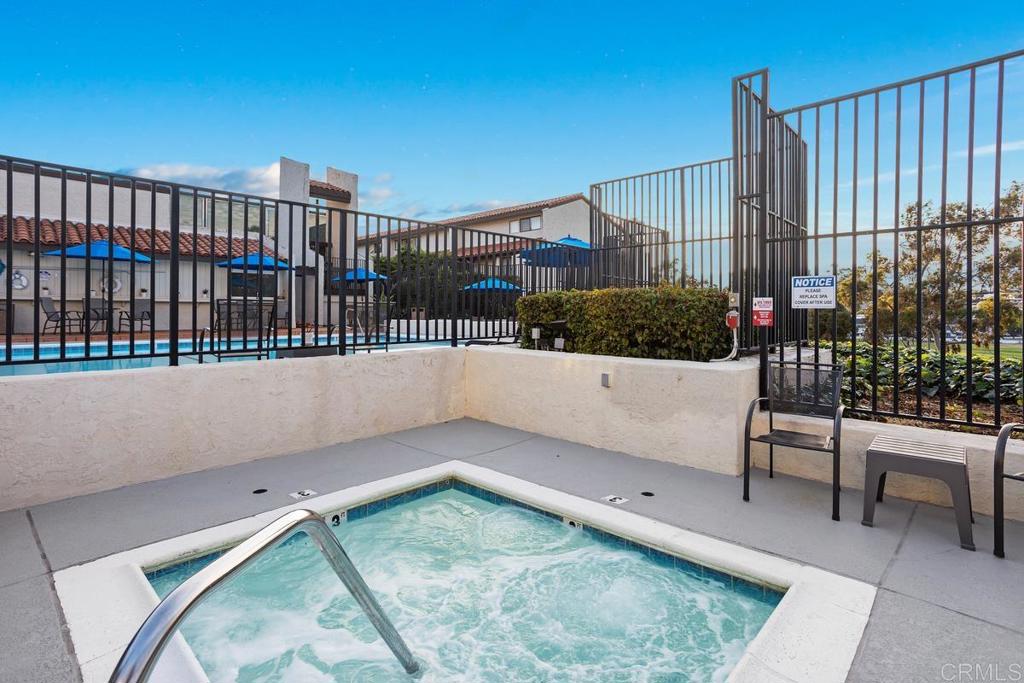 2501 Navarra Drive Unit: 125
