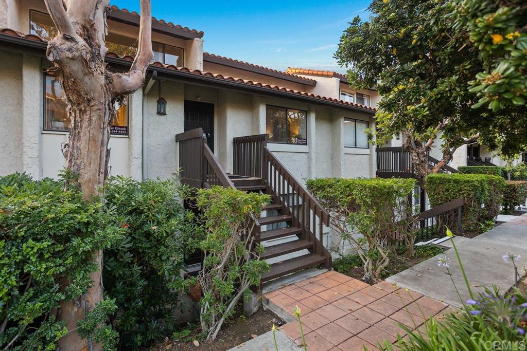 2501 Navarra Drive Unit: 125