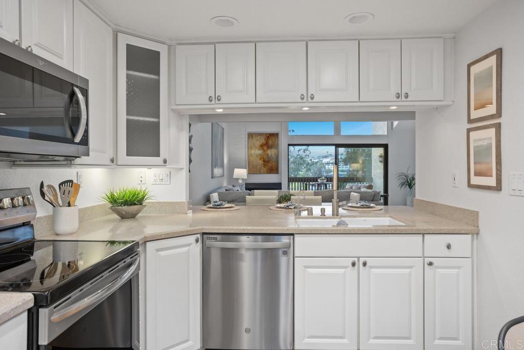 2501 Navarra Drive Unit: 125