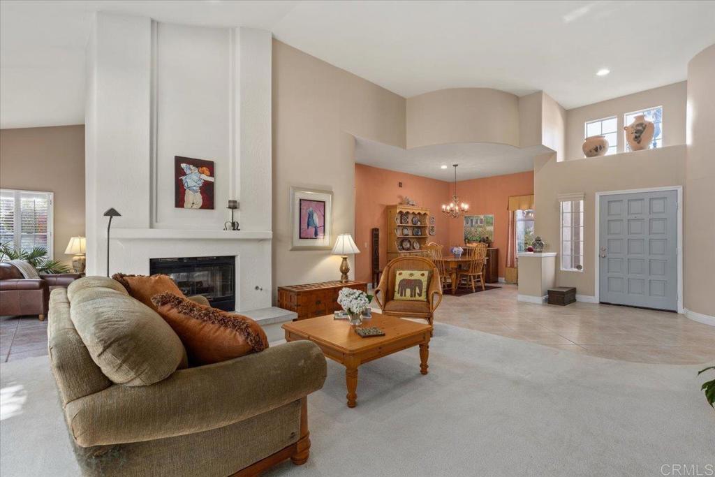 1187 La Granada Dr